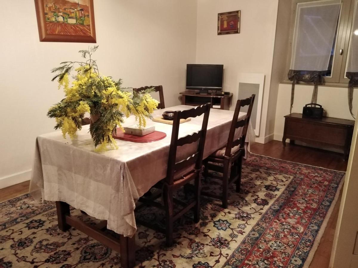 Maison Familiale Coteaux De La Vezere Voutezac Екстериор снимка
