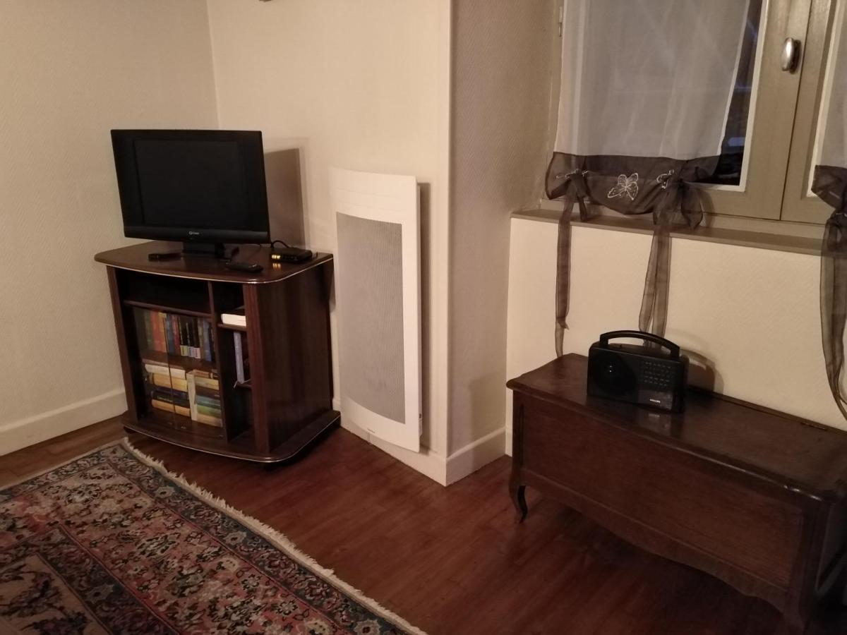 Maison Familiale Coteaux De La Vezere Voutezac Екстериор снимка
